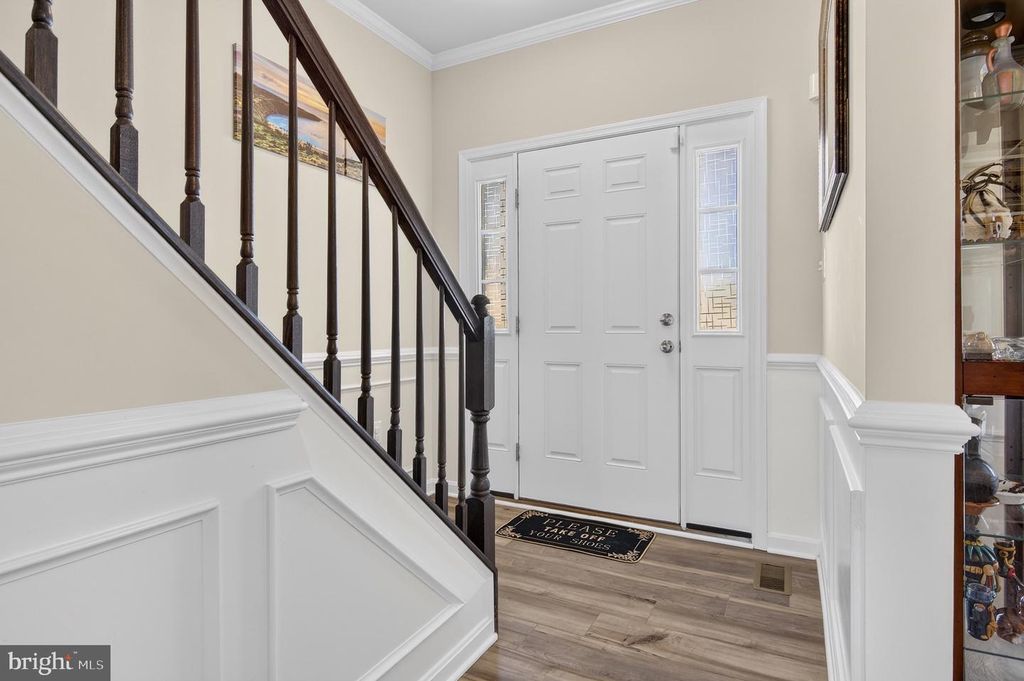 Image 5 of property listing at 23282 LINDSAY DR, Leonardtown, MD 20650