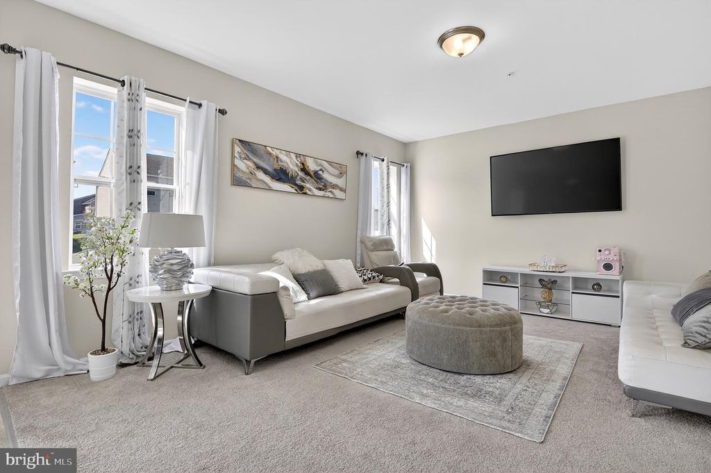 Image 8 of property listing at 23282 LINDSAY DR, Leonardtown, MD 20650