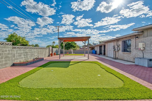 1962 W Calle Campana De Plata, Tucson, AZ 85745