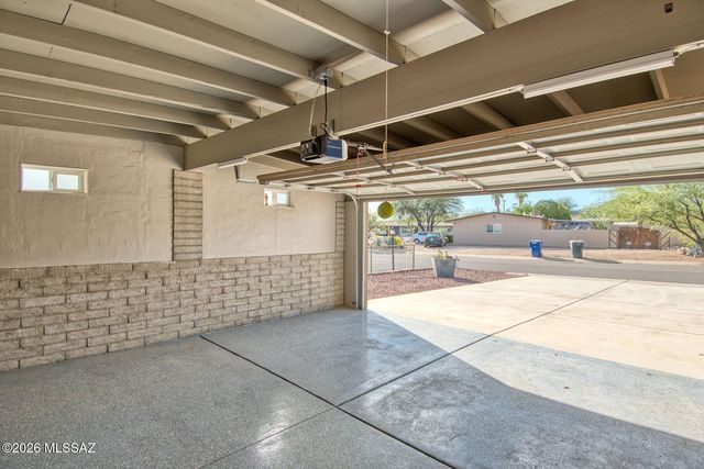 1962 W Calle Campana De Plata, Tucson, AZ 85745