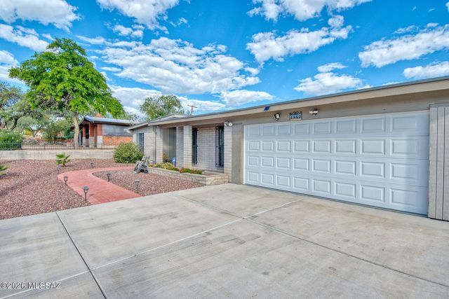 1962 W Calle Campana De Plata, Tucson, AZ 85745