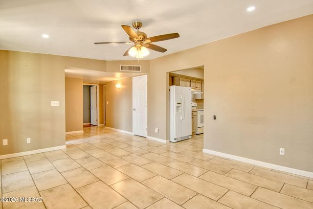 1962 W Calle Campana De Plata, Tucson, AZ 85745