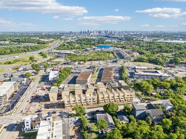 451 Wildwood Hts, Nashville, TN 37207