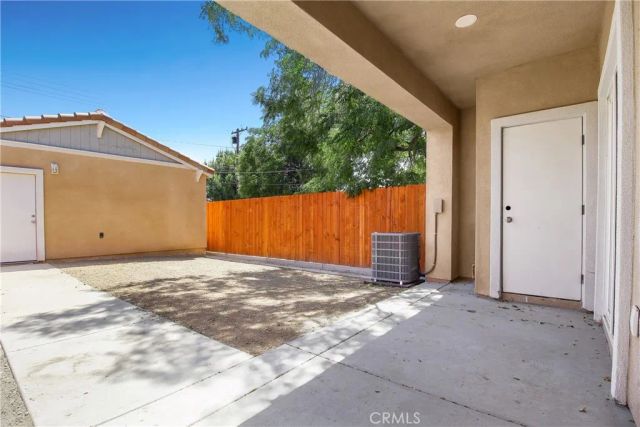 244 W N Street, Colton, CA 92324
