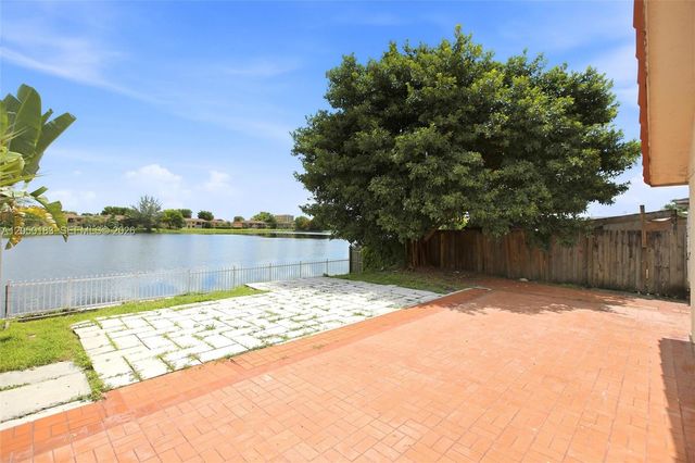2555 W 65th Street, Hialeah, FL 33016