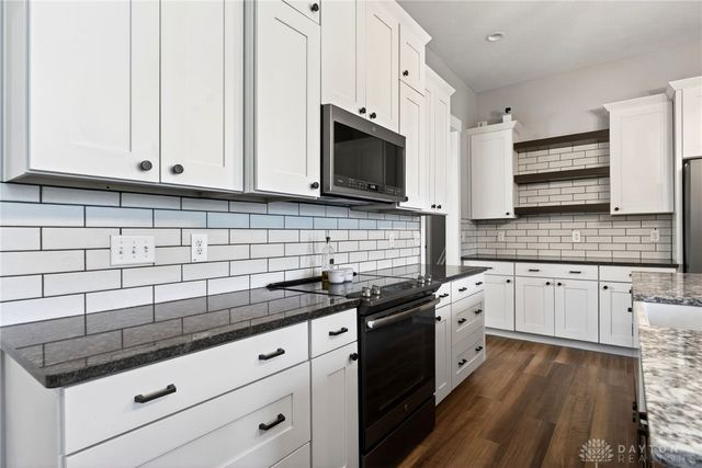 7425 Stoneham Circle, Clearcreek Twp, OH 45066