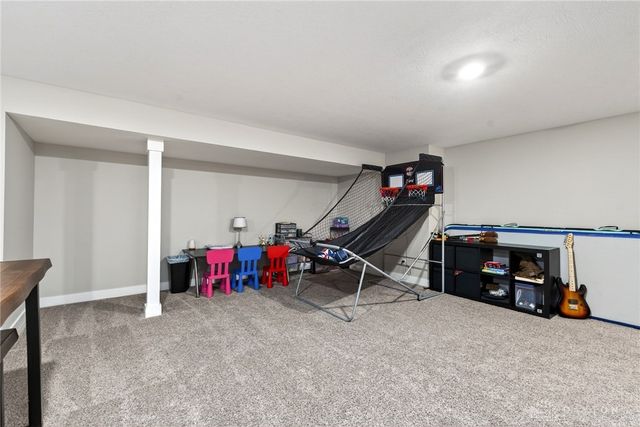 7425 Stoneham Circle, Clearcreek Twp, OH 45066