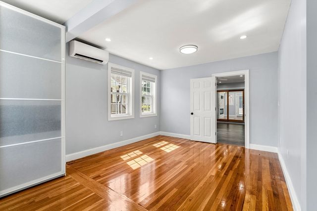 150 E Meadow, Lowell, MA 01854
