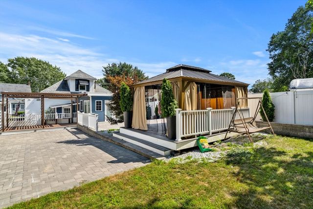 150 E Meadow, Lowell, MA 01854