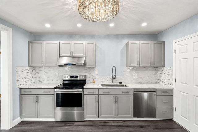 150 E Meadow, Lowell, MA 01854