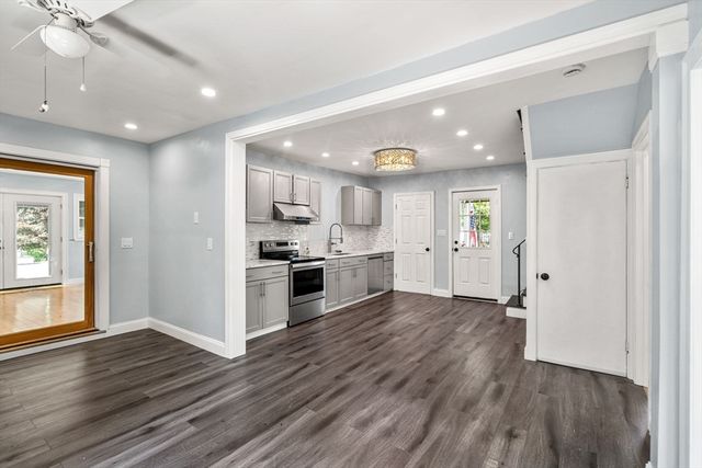 150 E Meadow, Lowell, MA 01854