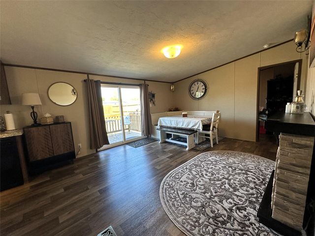 717 East LaFayette ST, La Grange, TX 78945