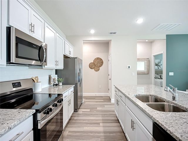 2302 N MINDLIN LANE, North Port, FL 34286