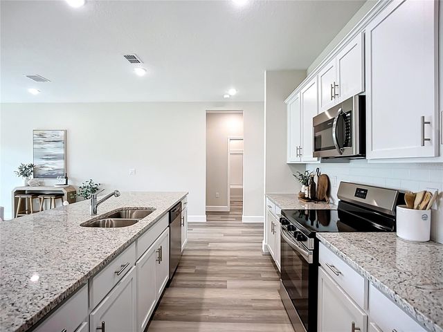 2302 N MINDLIN LANE, North Port, FL 34286