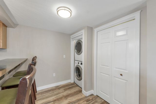 273 Maplewood Ave Apt 3, Portsmouth, NH 03801