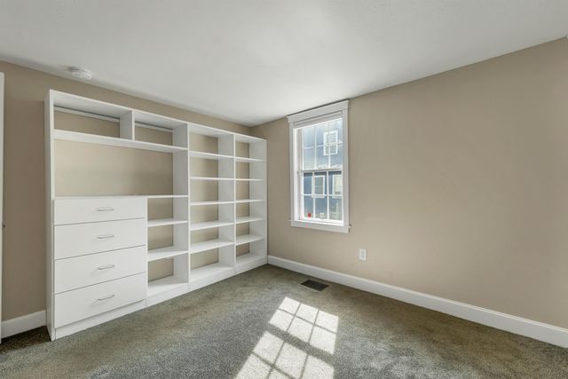 273 Maplewood Ave Apt 3, Portsmouth, NH 03801