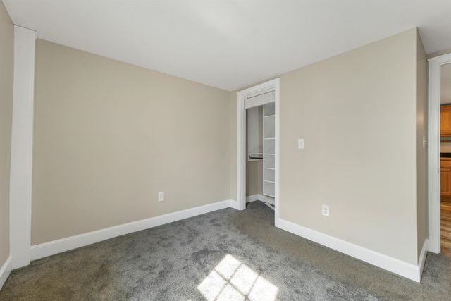 273 Maplewood Ave Apt 3, Portsmouth, NH 03801