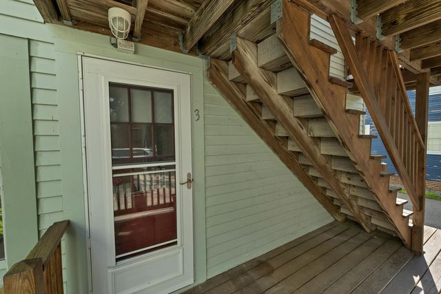 273 Maplewood Ave Apt 3, Portsmouth, NH 03801