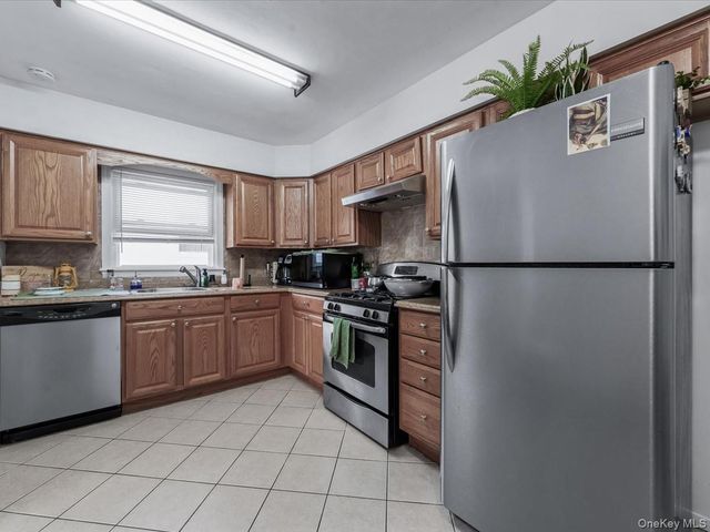 243-17 72nd Avenue, Douglaston, NY 11362