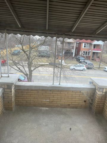 9313 Broadstreet Avenue, Detroit, MI 48204