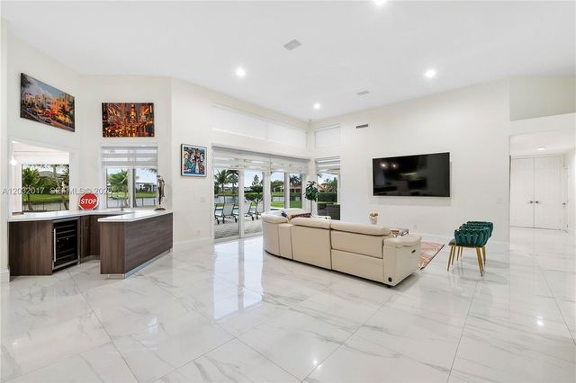 2235 SW 105th Terrace, Davie, FL 33324