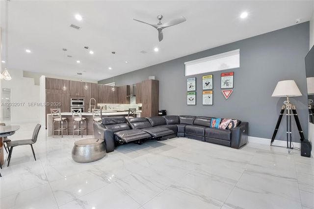 2235 SW 105th Terrace, Davie, FL 33324