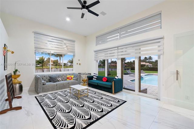 2235 SW 105th Terrace, Davie, FL 33324