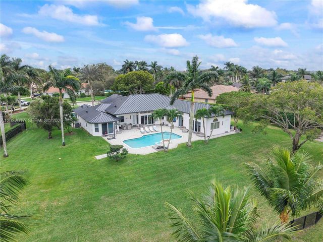 2235 SW 105th Terrace, Davie, FL 33324