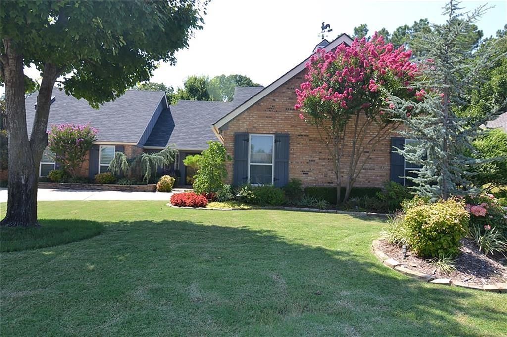 2301 Brookside Avenue, Edmond, OK 73034