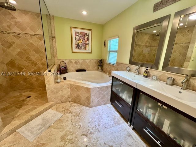 19345 SW 240th St, Homestead, FL 33031