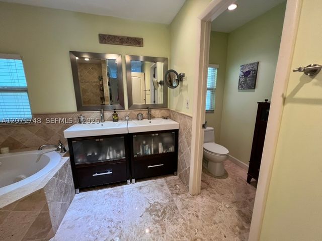 19345 SW 240th St, Homestead, FL 33031
