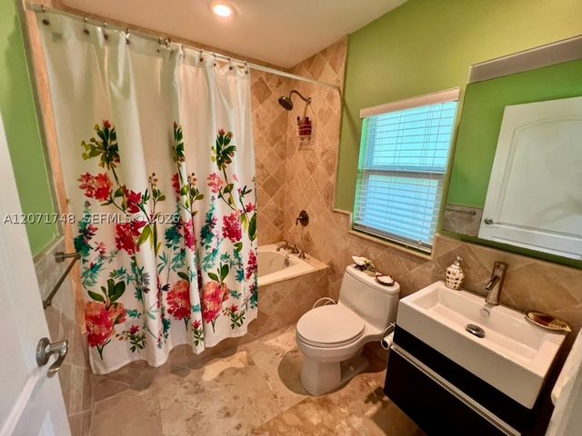 19345 SW 240th St, Homestead, FL 33031