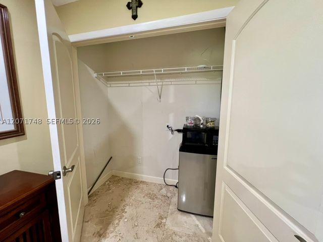 19345 SW 240th St, Homestead, FL 33031