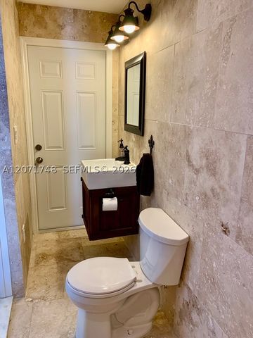 19345 SW 240th St, Homestead, FL 33031