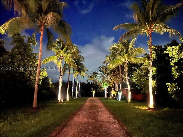 19345 SW 240th St, Homestead, FL 33031