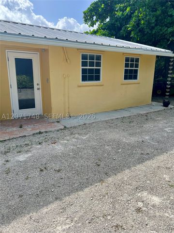 19345 SW 240th St, Homestead, FL 33031