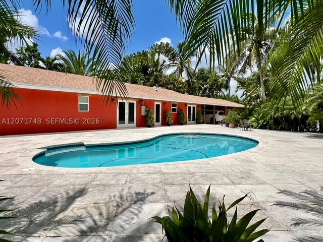 19345 SW 240th St, Homestead, FL 33031