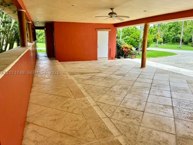 19345 SW 240th St, Homestead, FL 33031