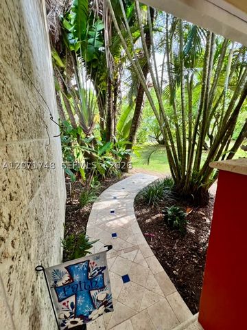 19345 SW 240th St, Homestead, FL 33031