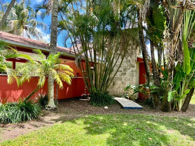 19345 SW 240th St, Homestead, FL 33031