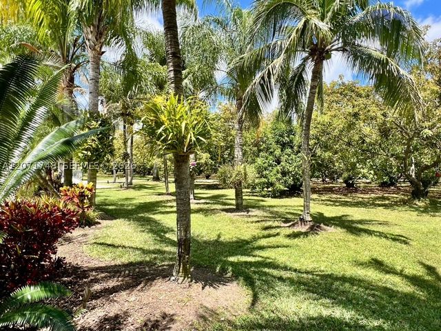 19345 SW 240th St, Homestead, FL 33031