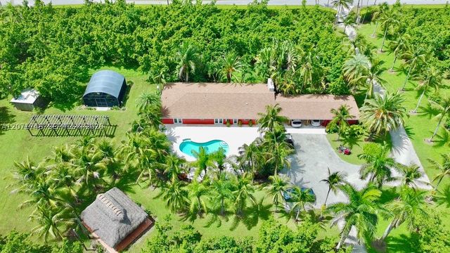 19345 SW 240th St, Homestead, FL 33031