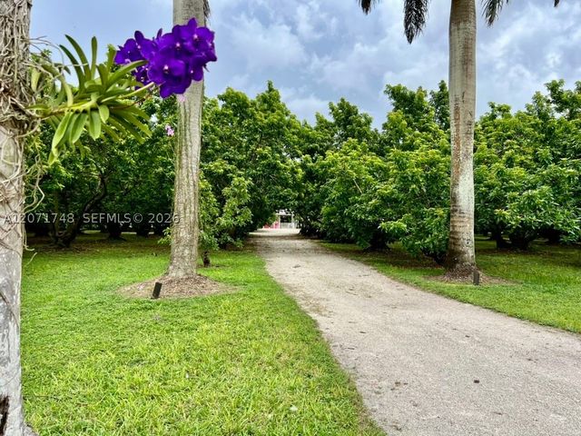 19345 SW 240th St, Homestead, FL 33031