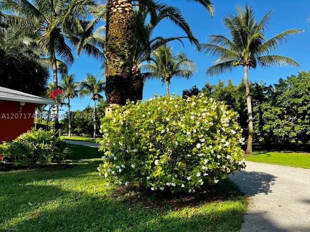 19345 SW 240th St, Homestead, FL 33031