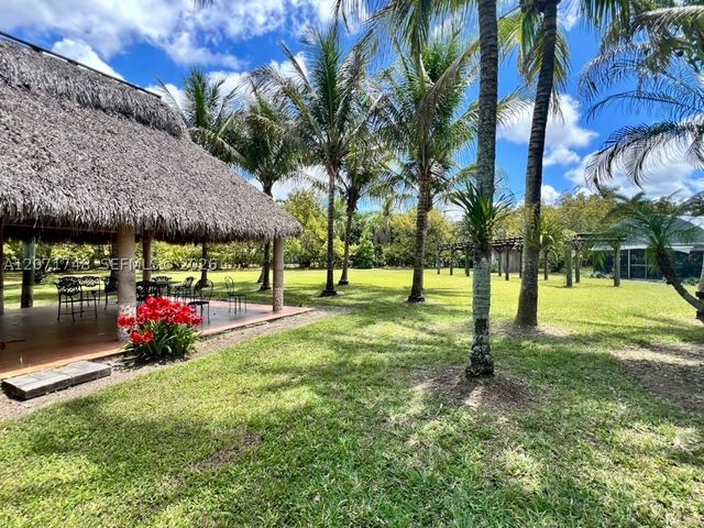 19345 SW 240th St, Homestead, FL 33031