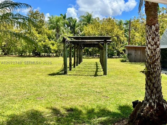19345 SW 240th St, Homestead, FL 33031