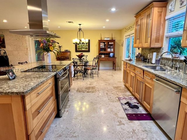 19345 SW 240th St, Homestead, FL 33031