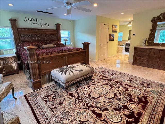 19345 SW 240th St, Homestead, FL 33031