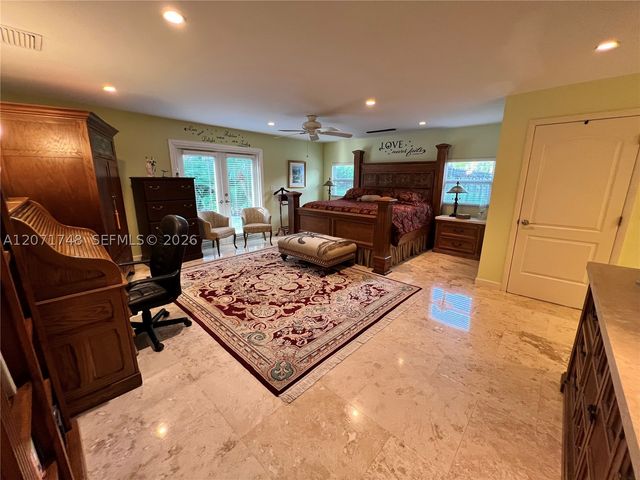 19345 SW 240th St, Homestead, FL 33031