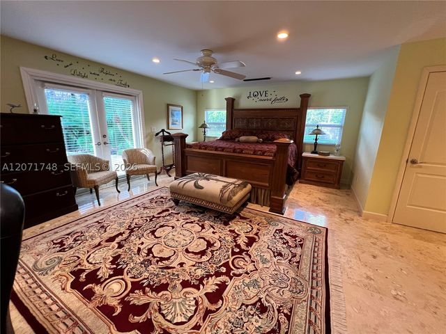19345 SW 240th St, Homestead, FL 33031